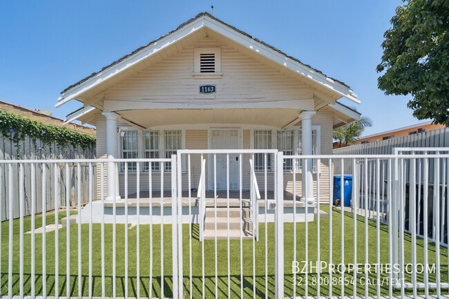 Building Photo - 1163 W 38th St Rental