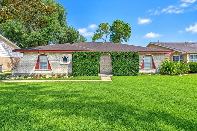 11406 High Star Dr