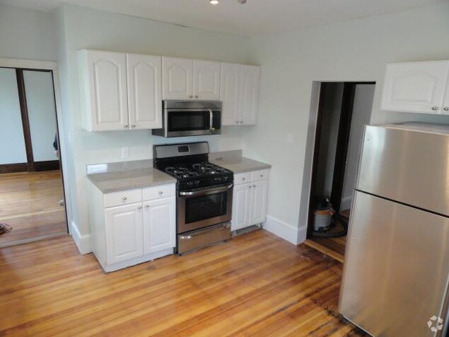 Building Photo - 101 Heath St Unit 1 Rental