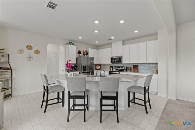 Building Photo - 328 Harvest Flds