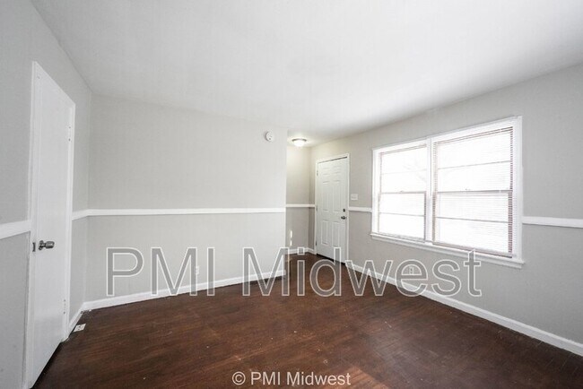 Photo - 1320 N Alton Ave