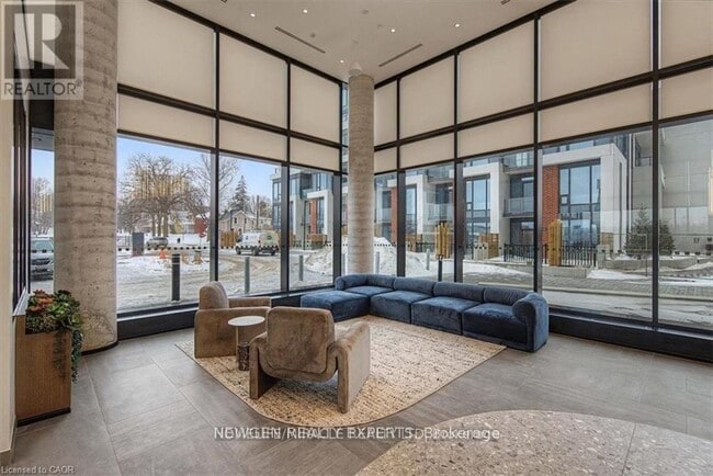 Photo - 25 Wellington St S Unit 1104