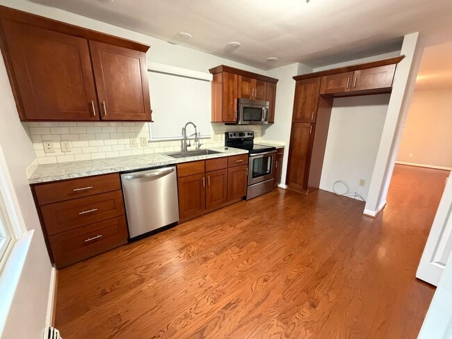 Photo - 1929 Alexandria Dr