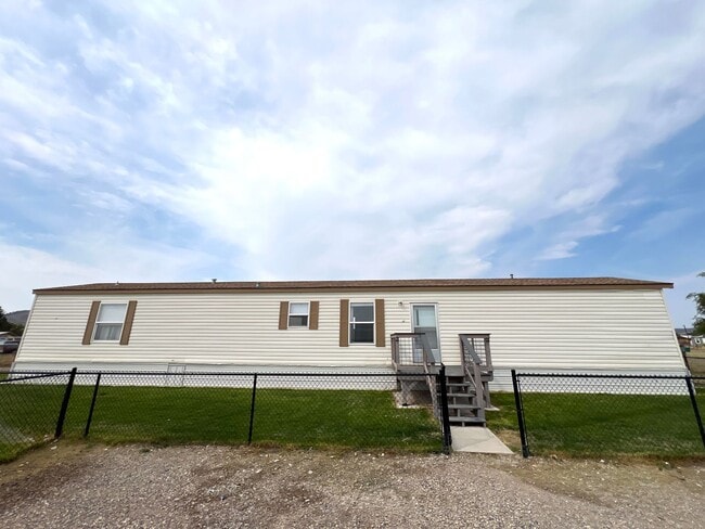 Photo - Pet Friendly 3 Bed 2 Bath Mobile Home in the North Valley With Fenced Yard, Big Garage/work shop,...
