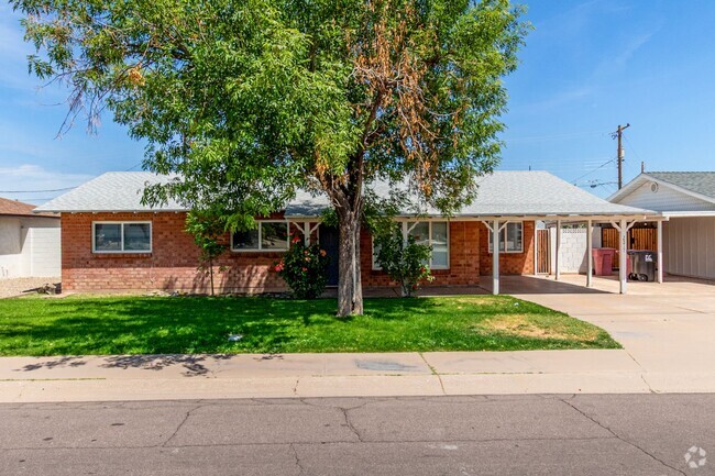 Building Photo - South Scottsdale Charmer! 4 bed + Office, ... Rental