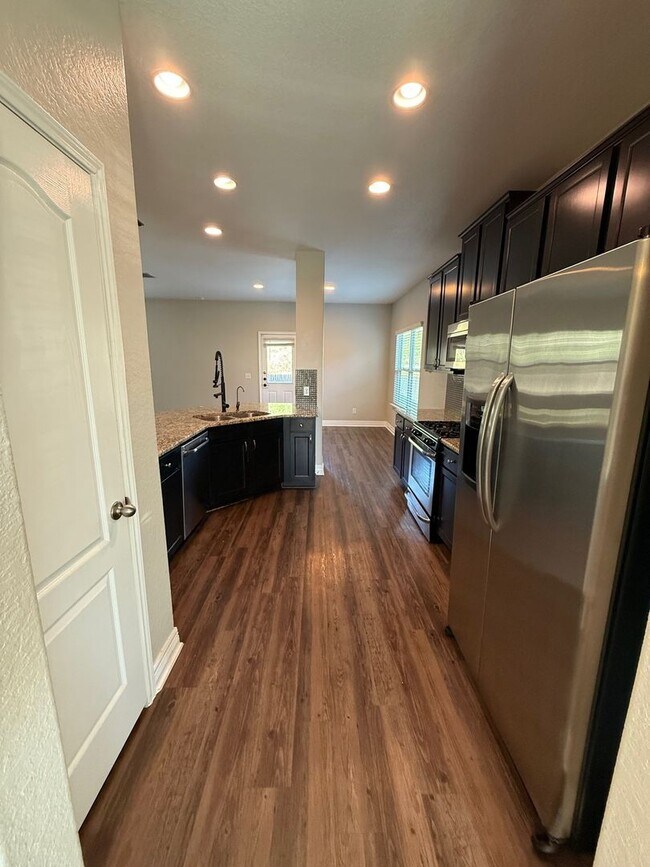 Photo - New Braunfels Gem!