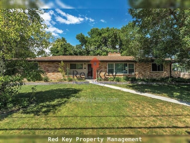 Building Photo - Coleman St Single Family Home with 2 Maste...