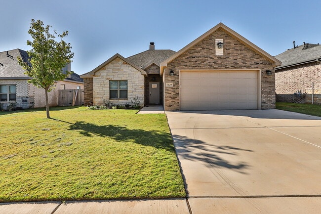 Building Photo - Like New Home in South West Lubbock!