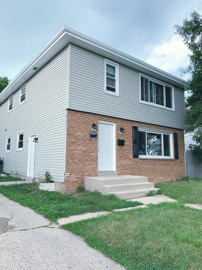 Photo - 4702 35th Ave Unit Lower