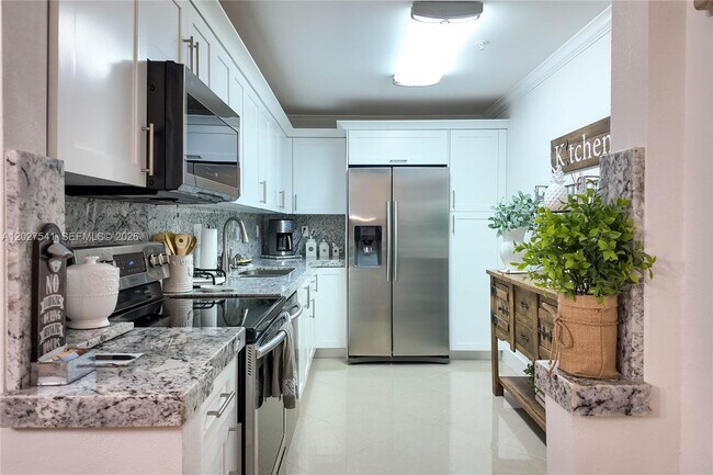 Photo - 3001 S Ocean Dr Unit 319
