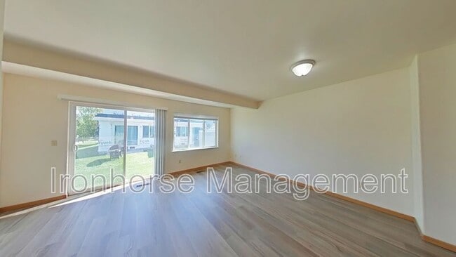 Photo - 2471 Wheeler Dr Unit D