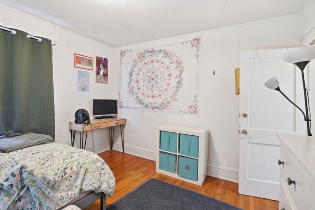 Photo - 14 Stockwell St Unit 2