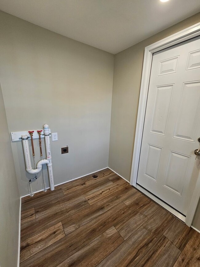 Photo - 7 Monson Pl Unit 1