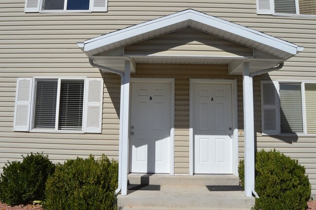 Building Photo - 341 N 500 W Unit B