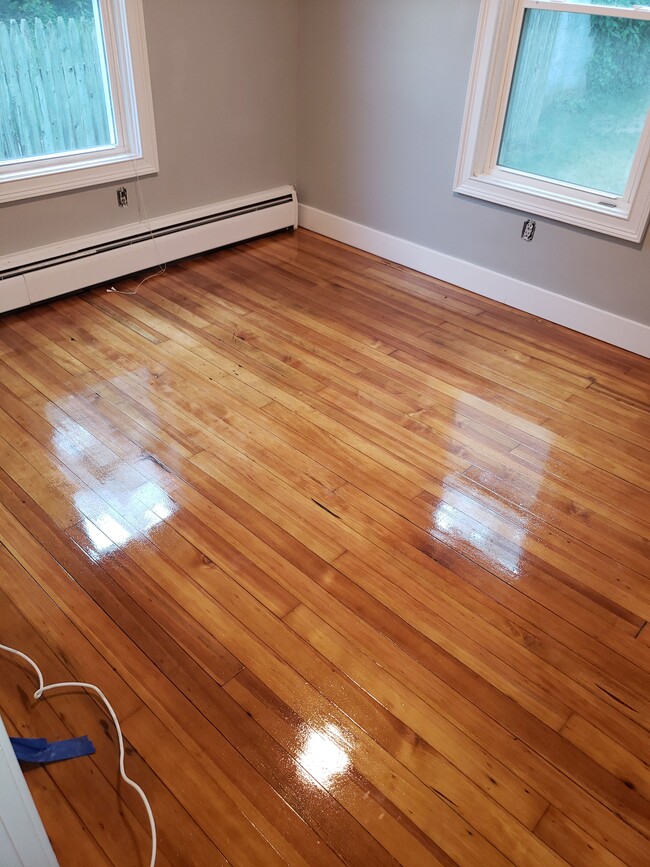 Building Photo - 27 Martha St Unit 1