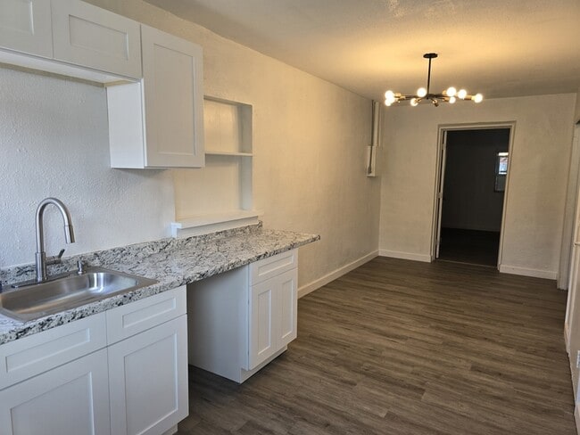 Photo - 1624 Coral Way Unit B