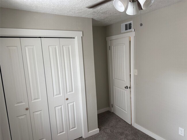 Photo - 505 Waco St Unit 3