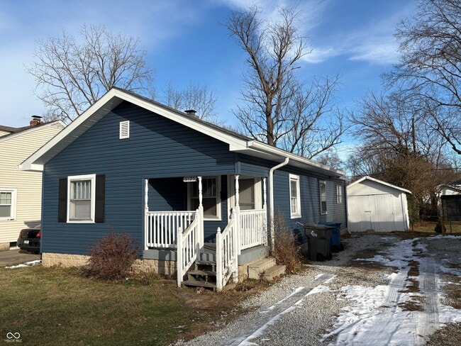 Building Photo - 6125 Kingsley Dr