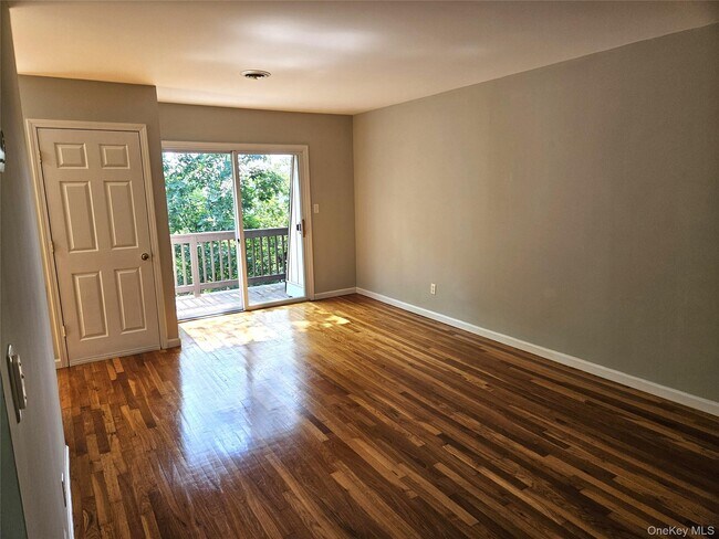 Photo - 18 Pavilion Ridge Way Unit 17