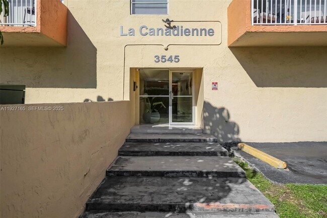 Photo - 3545 NE 167th St Unit 208