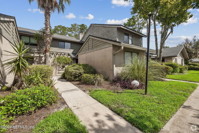 Building Photo - 7701 Baymeadows Cir W Unit 1166 Rental