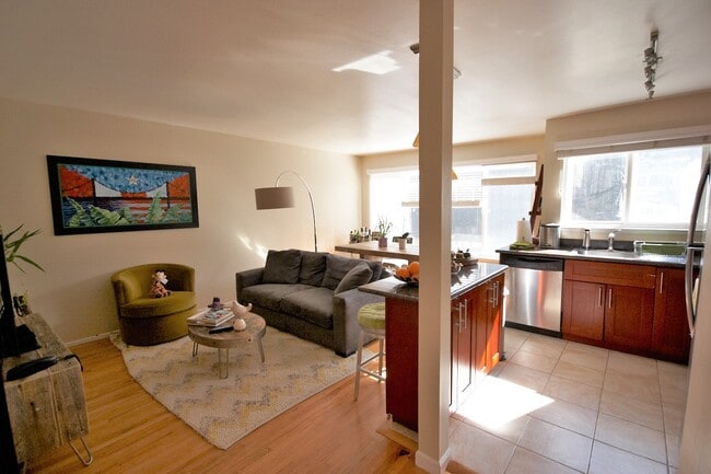 Photo - 405 29th St Unidad 2