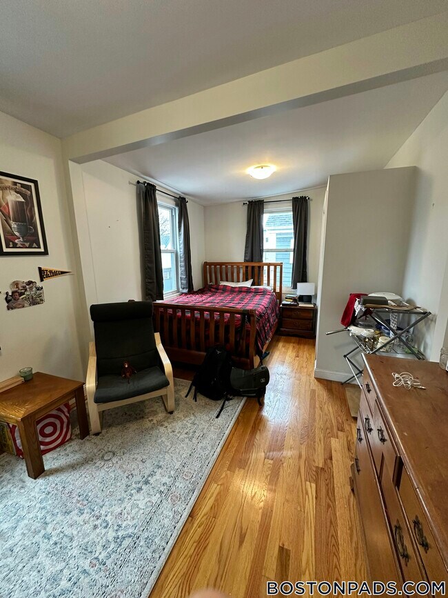 Photo - 173 Rindge Ave Unit 2R