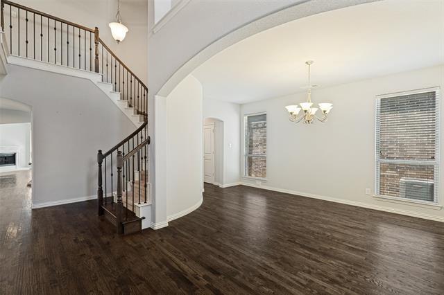 5425 Datewood Ln
