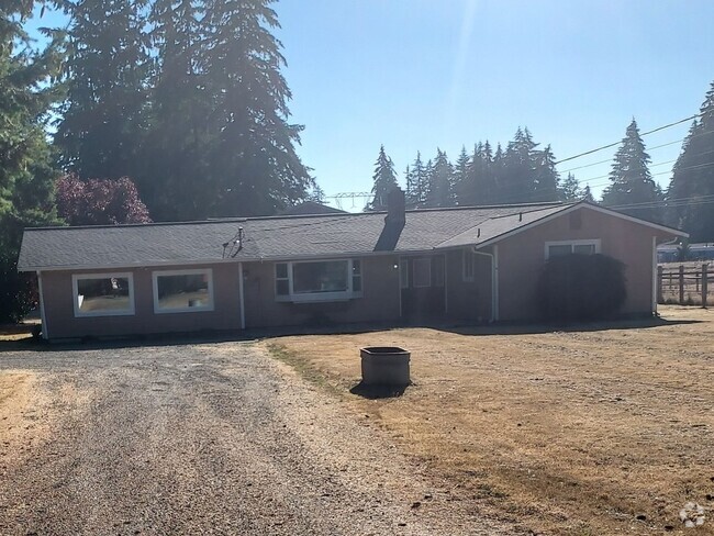 Building Photo - STATUS: PENDING APPLICATION  -R137 | $2400... Rental
