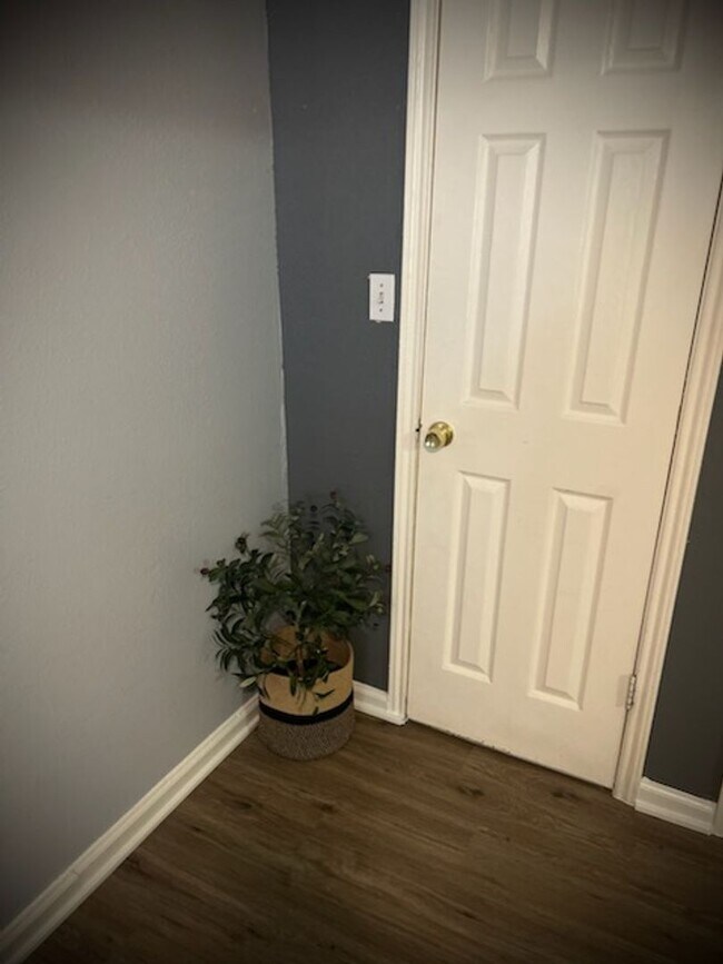 Photo - 739 E Ashby Pl Unidad 02