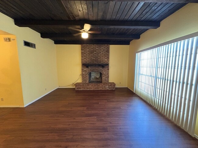 Photo - Mesa 2 Bedroom 1 Bath in Triplex Building