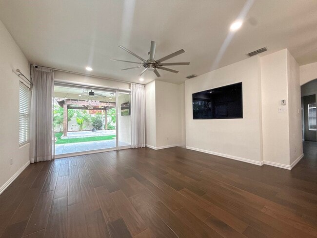 Photo - 3128 Rosco Dr