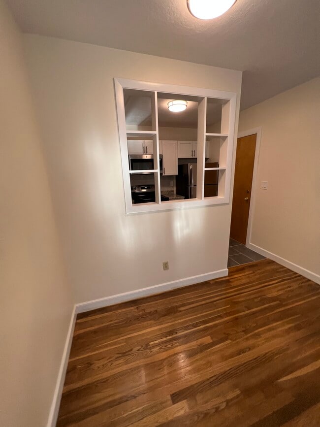 Photo - 288 Grove St