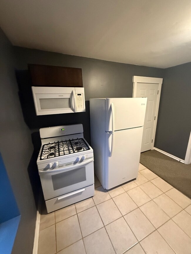 Photo - 2612 W 25th St