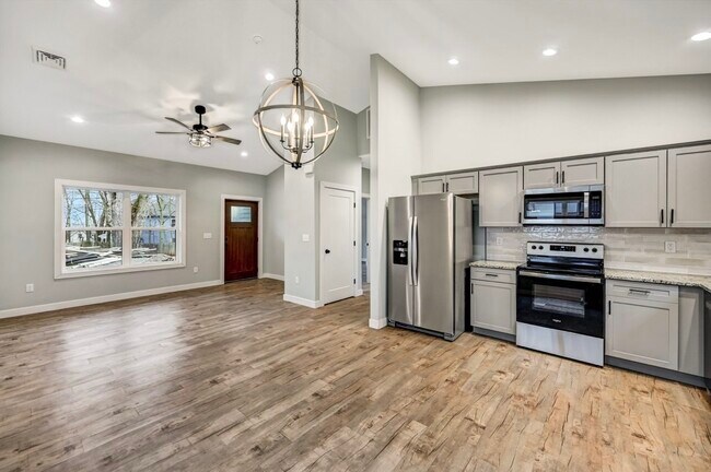 Photo - 629 Prescott Ave