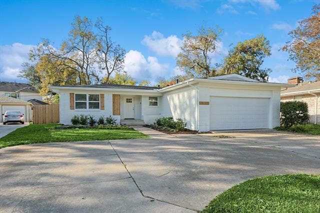 Building Photo - 6912 Clemson Dr