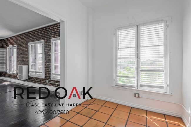 Photo - 854 S Oxford Ave Unit 502