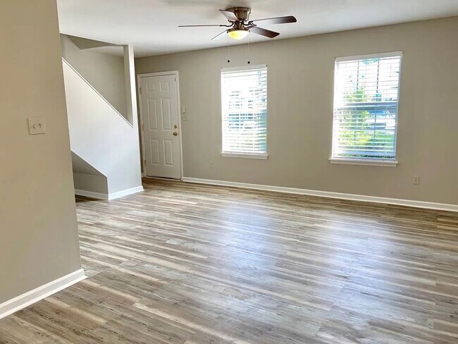 Photo - Affordable 4/3 Townhome in Timberwood