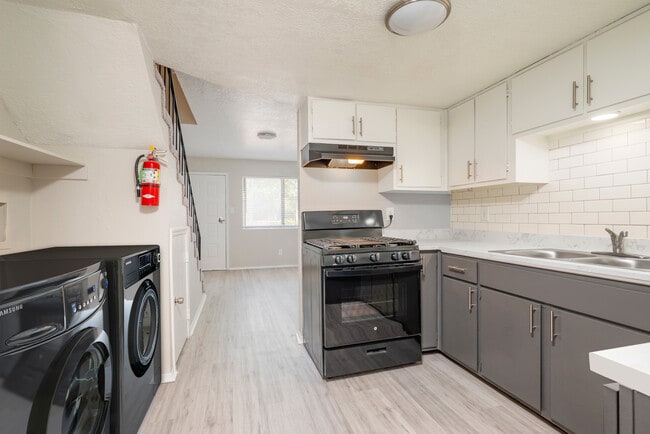 Photo - Spain Townhomes