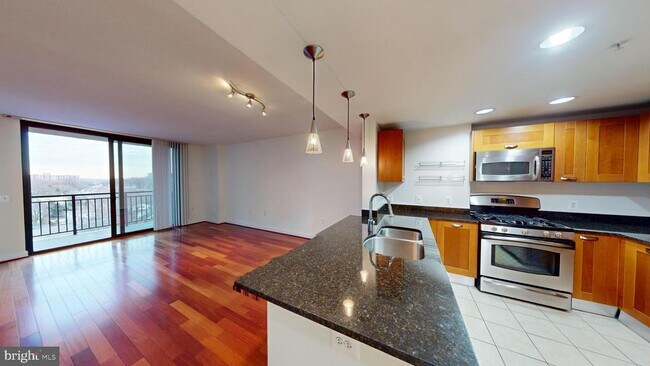 Photo - 2451 Midtown Ave Unit 1007
