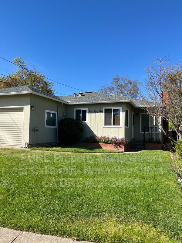 Building Photo - 454 Pomolita Dr Rental