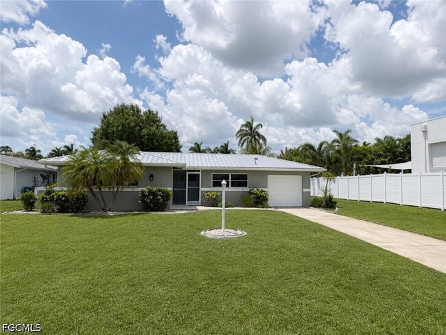 Building Photo - 912 Dolphin Dr