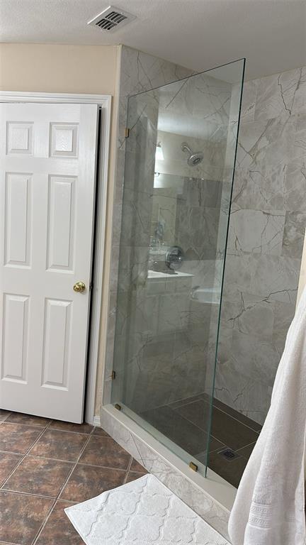 Photo - 1142 Lake Biscayne Way