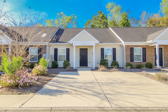 Building Photo - 117 Buckhaven Way