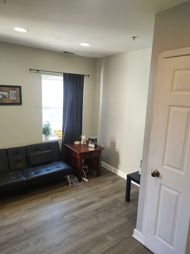 Photo - 2144 N 18th St Unit 2