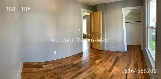 Photo - 1320 Anderson Pl NW