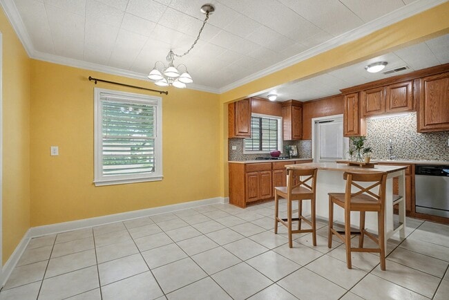 Photo - 130 San Fernando Dr