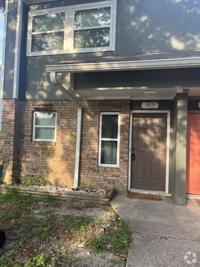 Building Photo - 40 11th St Rental