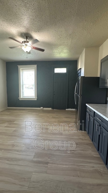 Photo - 2927 Nebraska Ave Unit 2F
