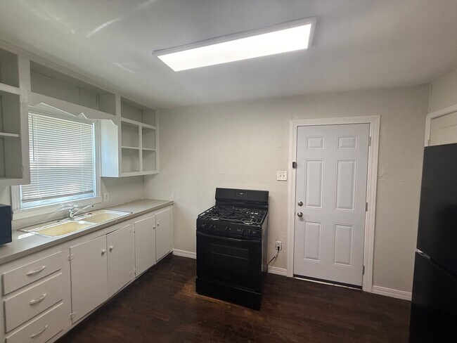 Photo - 2601 40th St Unidad 2601 40th - Rear